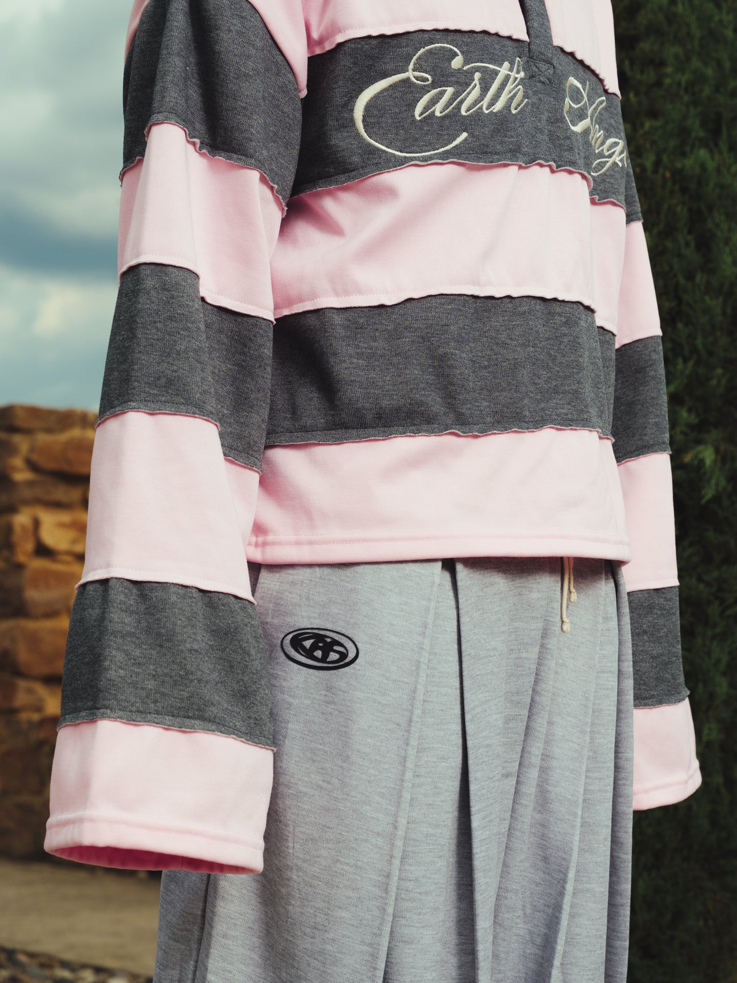PINK POLO SWEATER