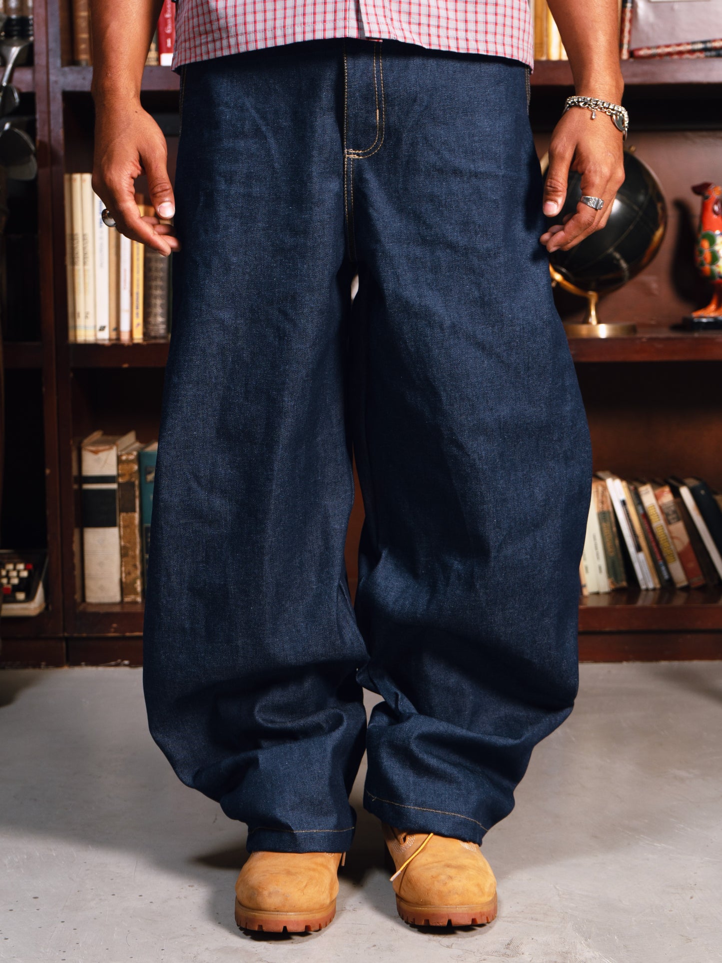 BLUE BARREL JEANS