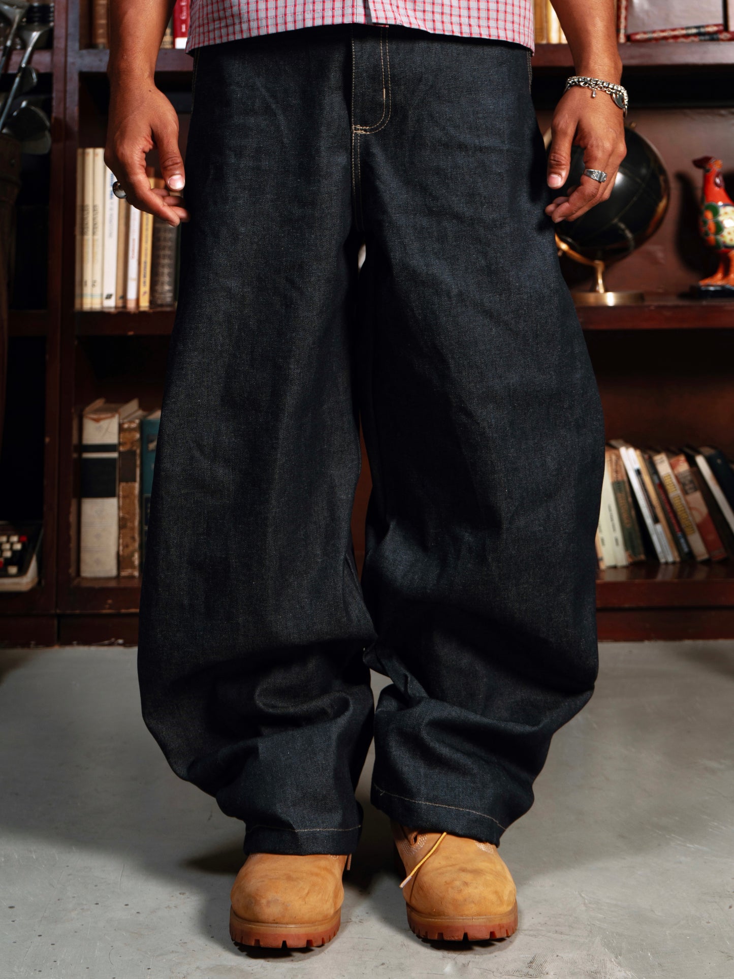 BLUE BARREL JEANS