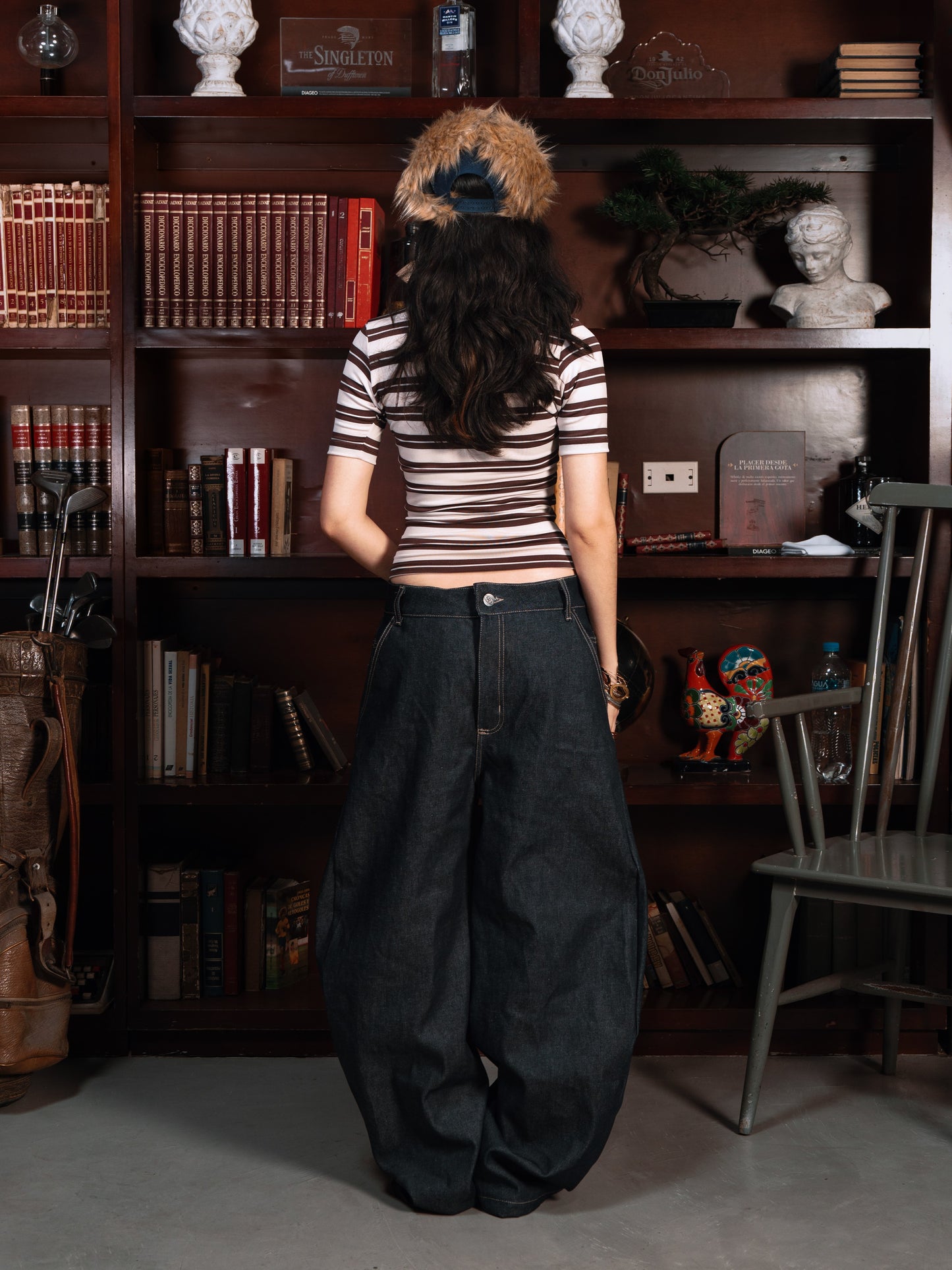 BLUE BARREL JEANS