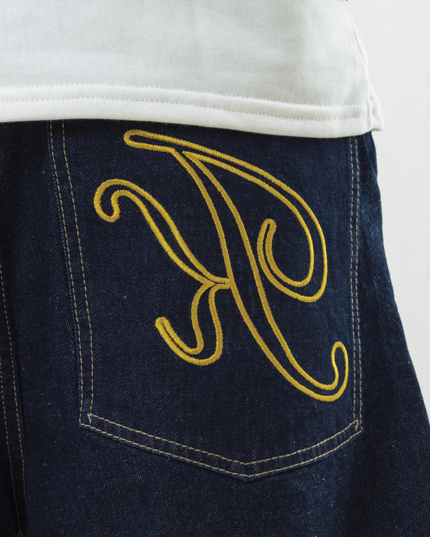 BLUE BARREL JEANS