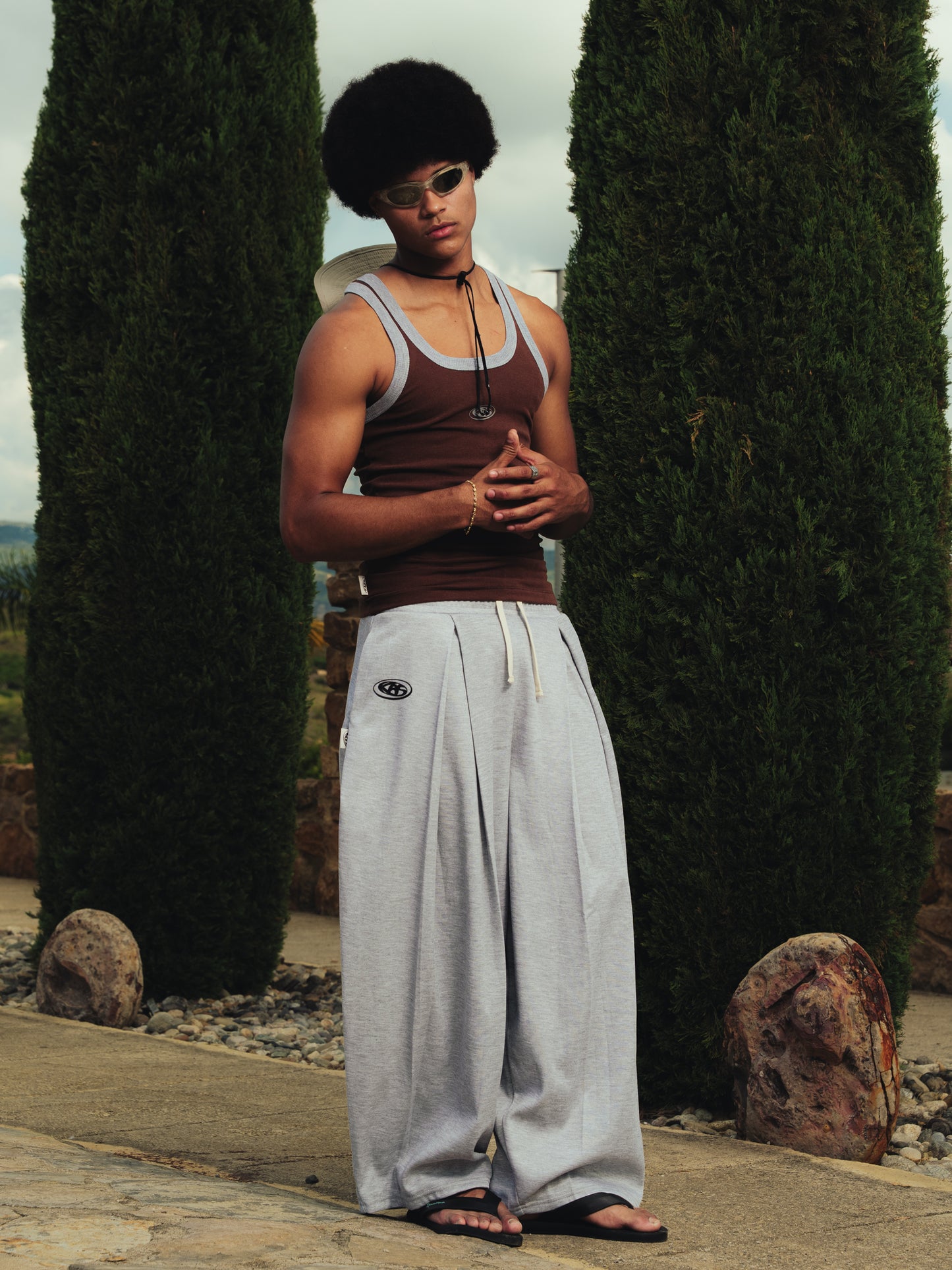 GRAY SWEATPANTS