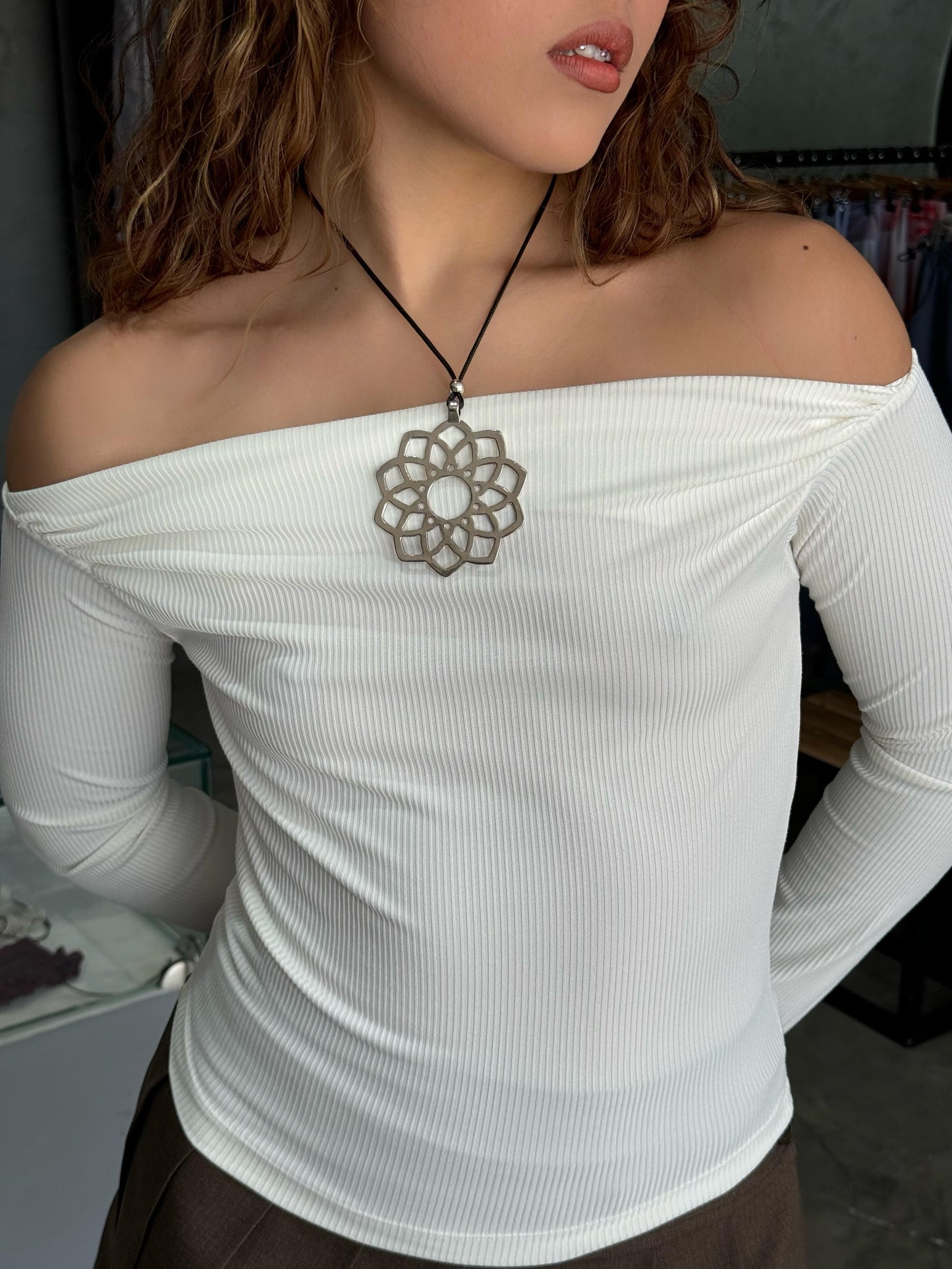 MANDALA CHOKER