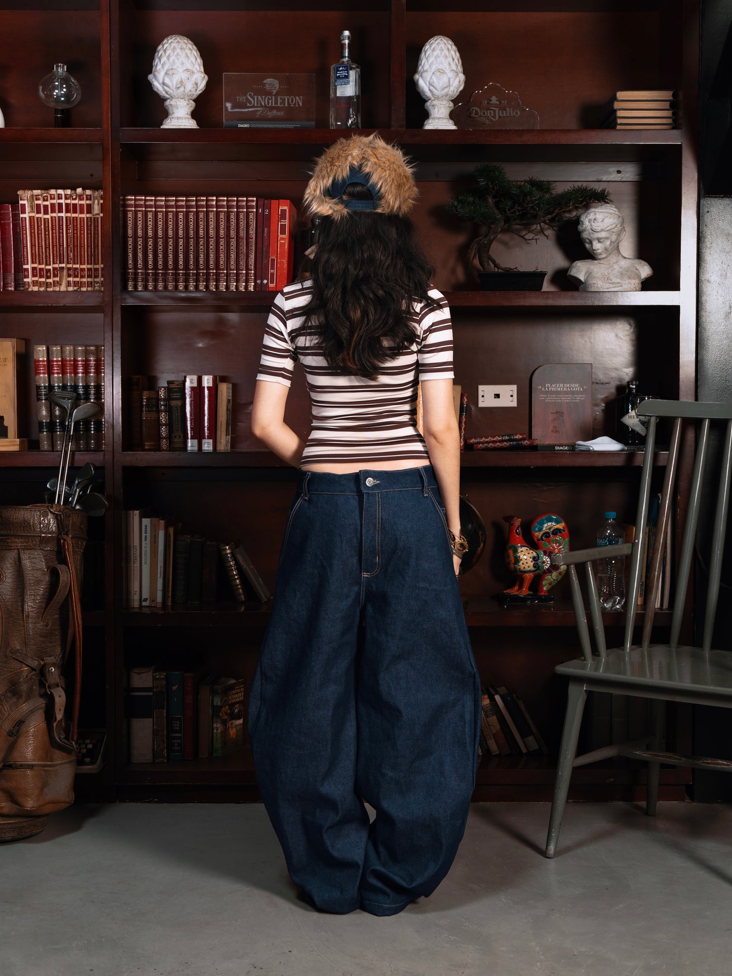 BLUE BARREL JEANS