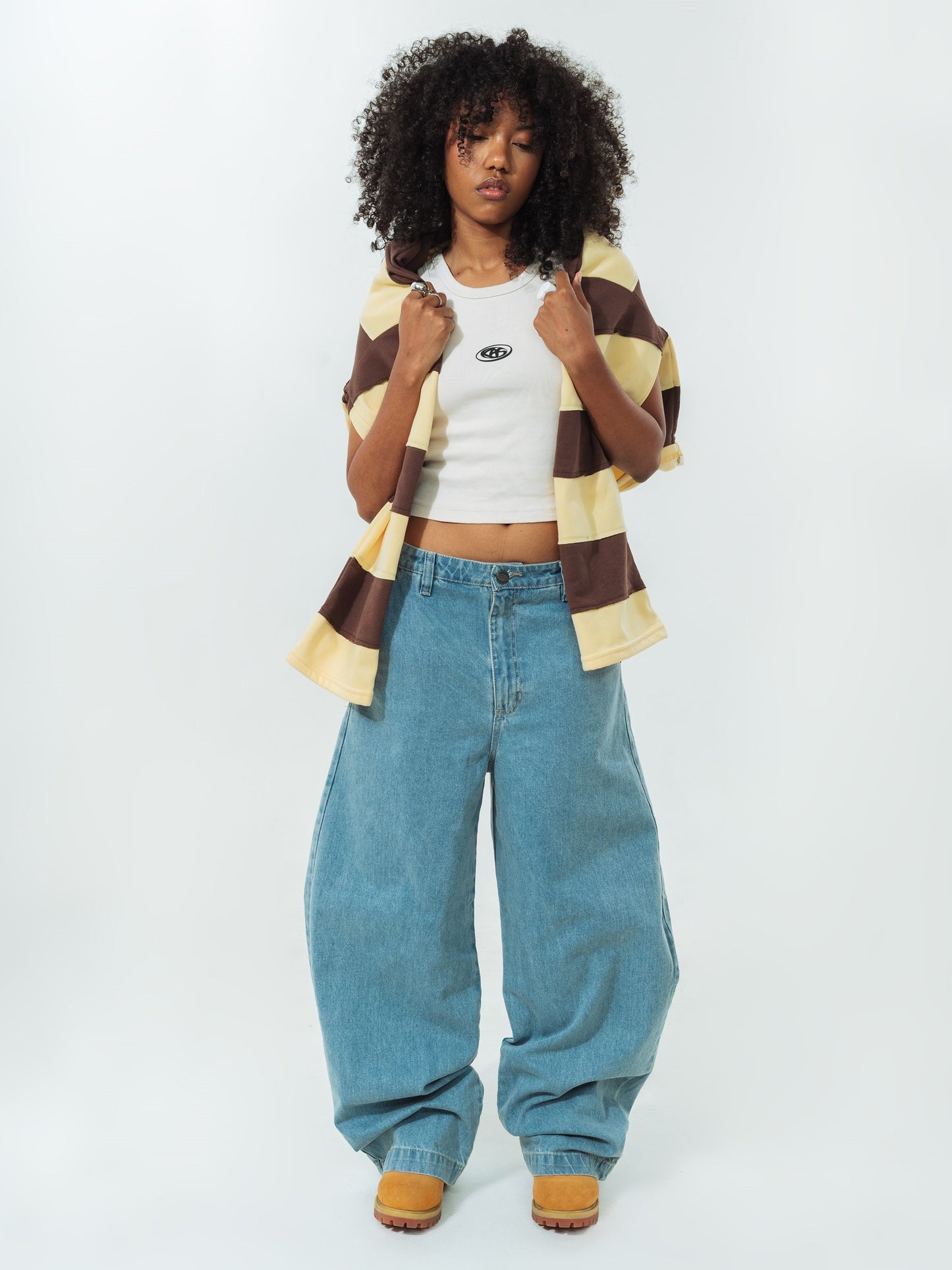 LIGTH BARREL JEANS